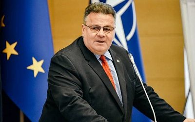 Экс-глава МИД Литвы обвинил Россию в «постоянном воровстве у Украины»