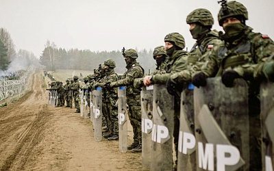 В Минобороны Польши рассказали, сколько военных перебросили на границу с Беларусью