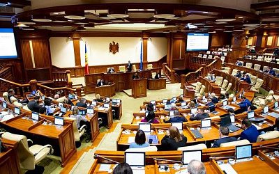 Оппозиция обвинила власти Молдовы в попытке устранить конкурентов