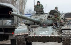 Министр обороны Латвии предложил запретить символику российских военных на Украине