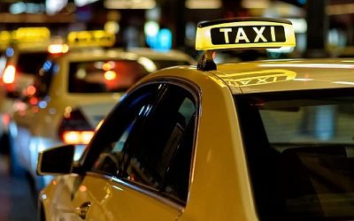 В Вильнюсе пассажир избил таксиста и угнал его автомобиль